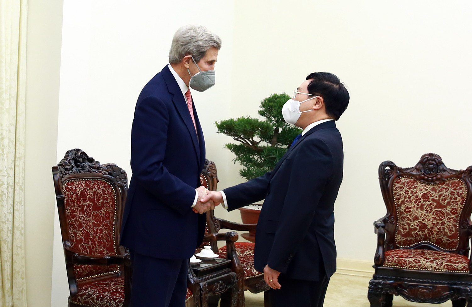 Việt Nam đề nghị Hoa Kỳ hỗ trợ tài chính, kỹ thuật để hiện thực hóa cam kết tại COP 26 - Ảnh 1.