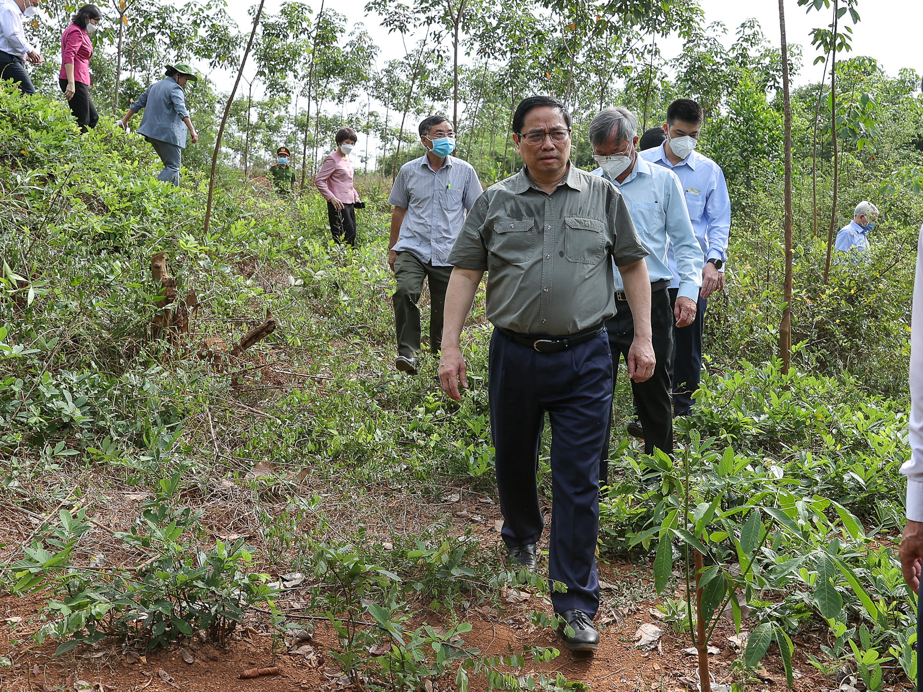 Chùm Ảnh: Thủ tướng khảo sát thực địa tại khu vực suối Mã Đà nằm giữa Bình Phước và Đồng Nai - Ảnh 5.