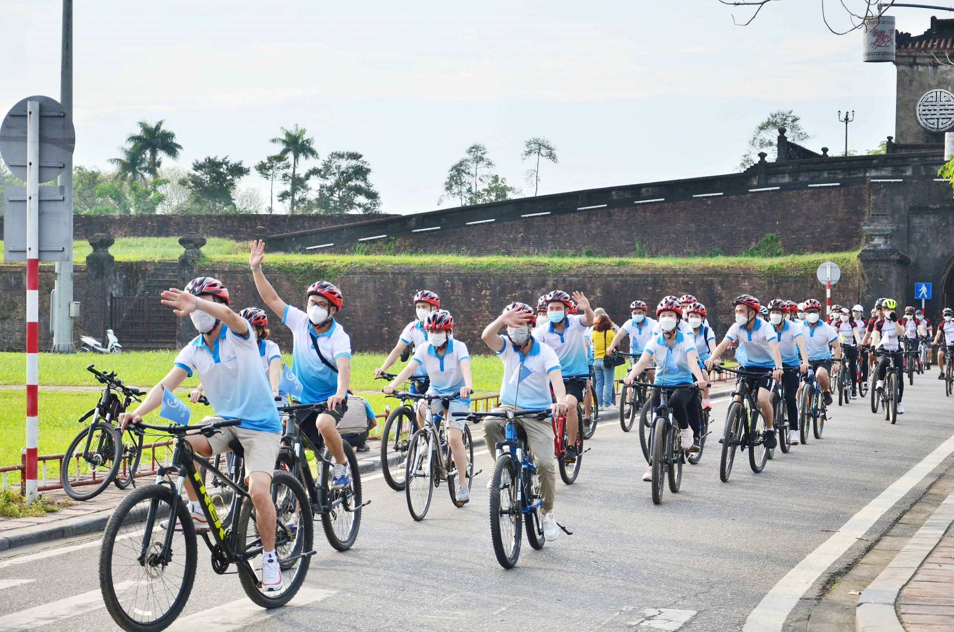 Huế Hàng trăm người đạp xe vì môi trường