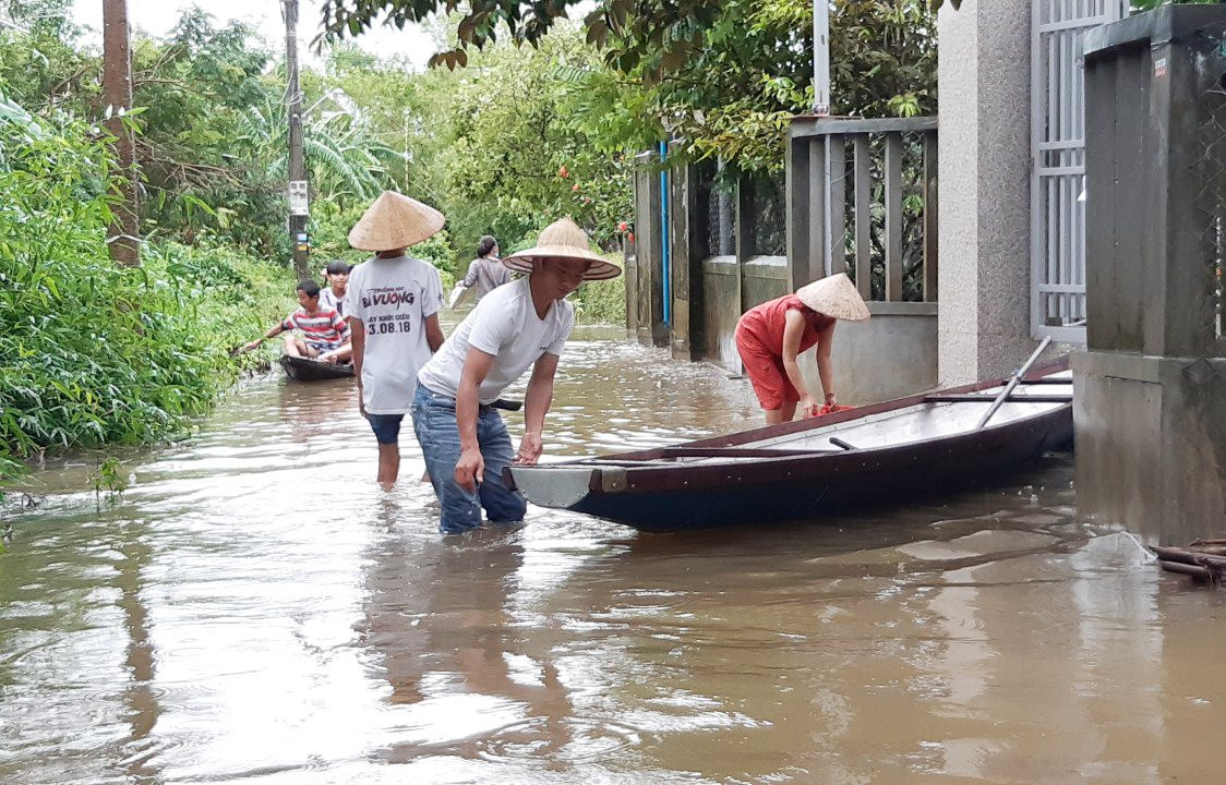 Thừa Thiên – Huế đón mưa lớn, nguy cơ lũ trái mùa