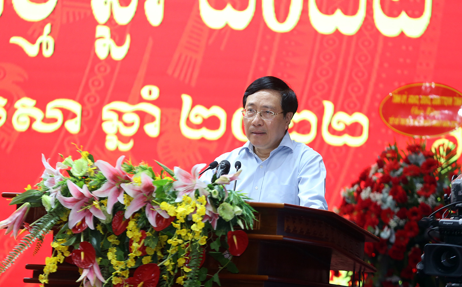 Phó Thủ tướng Thường trực chúc mừng Tết Chôl Chnăm Thmây tại Sóc Trăng - Ảnh 1.
