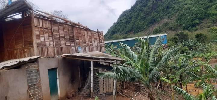 Điện Biên: Nhiều nhà dân bị hư hại do giông lốc
