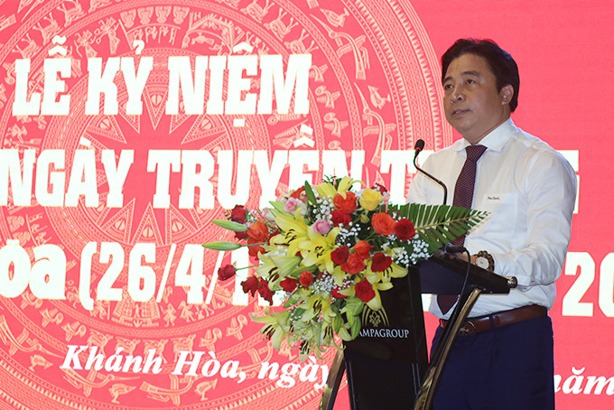 Ông Nguyễn Khắc Toàn phát biểu chỉ đạo tại buổi lễ.