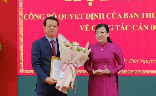 Luân chuyển, chỉ định Phó Chủ tịch UBND tỉnh giữ chức Bí thư Thành ủy Thái Nguyên - Ảnh 1.