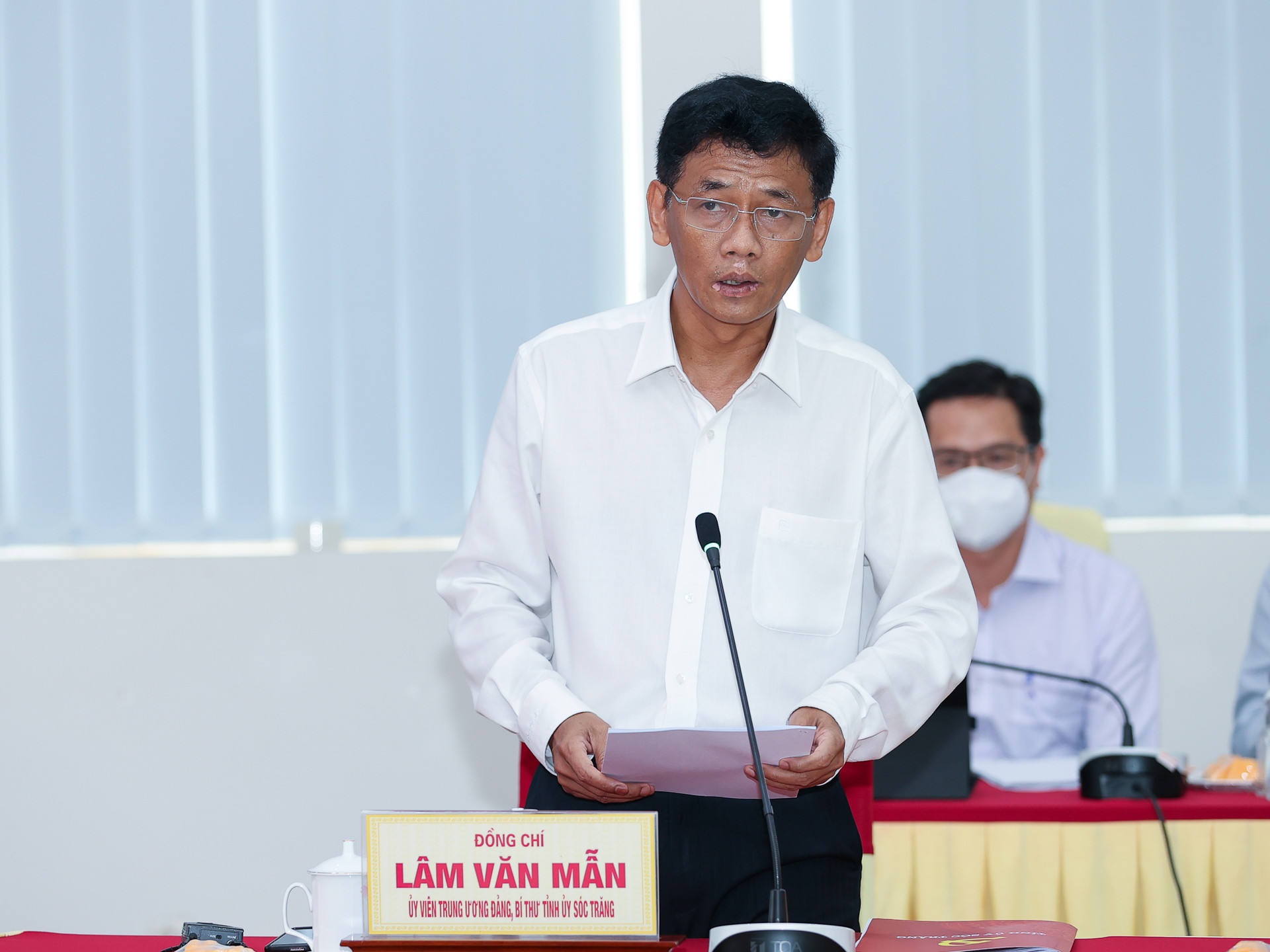 Thủ tướng Phạm Minh Chính: Sóc Trăng phải tập trung đầu tư hạ tầng chiến lược, trọng tâm, trọng điểm - Ảnh 2.