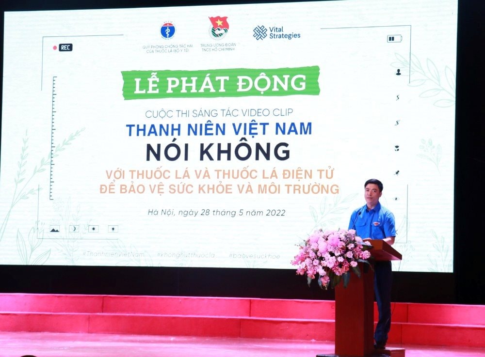 Thanh niên Việt Nam nói không với thuốc lá và thuốc lá điện tử để bảo vệ sức khỏe và môi trường