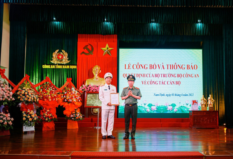 Bổ nhiệm lãnh đạo Cục C04, tân Giám đốc Công an Nam Định - Ảnh 1.