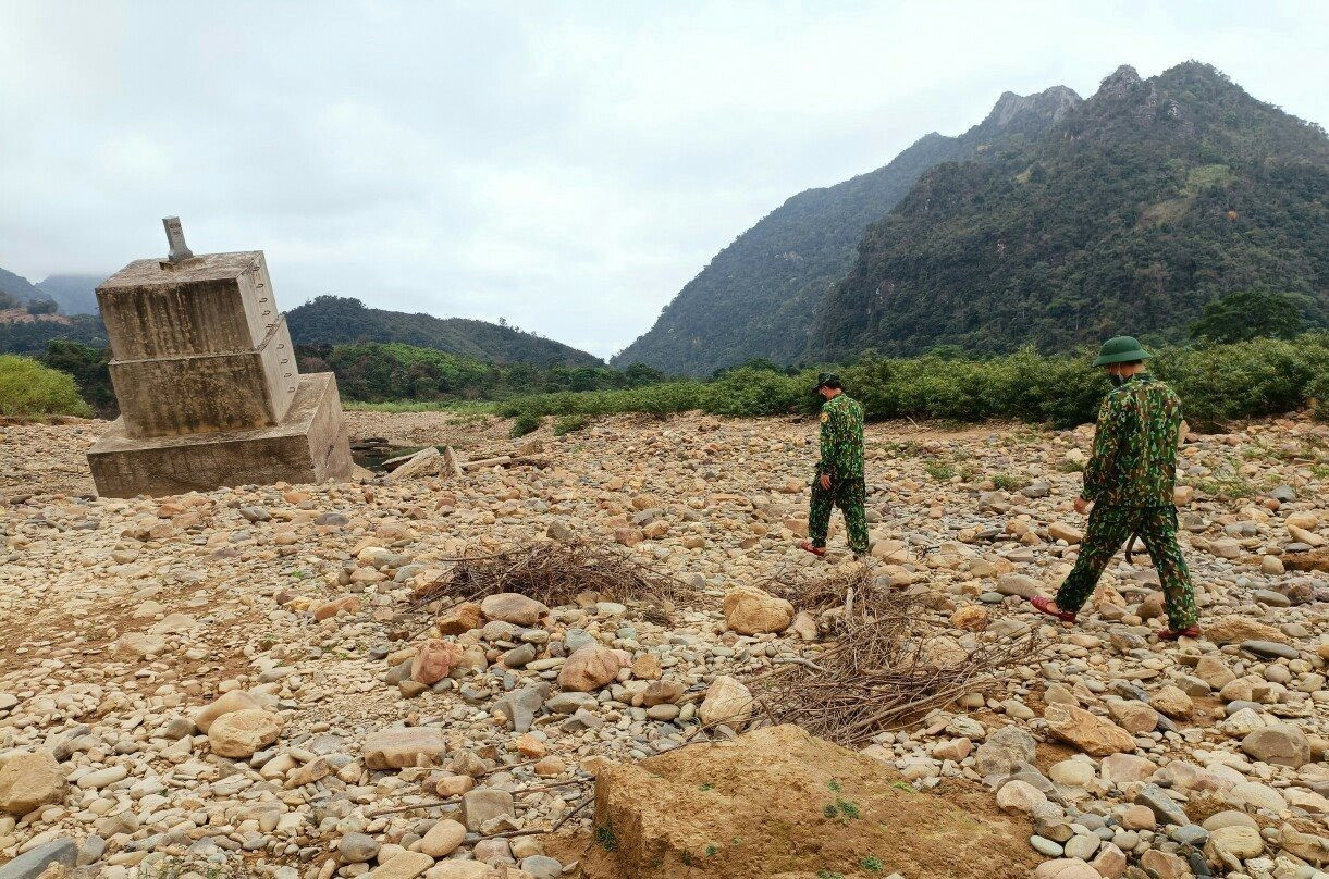 Quảng Trị: Mốc quốc giới trên đất liền Việt Nam - Lào bị dịch chuyển do tác động của mưa lũ
