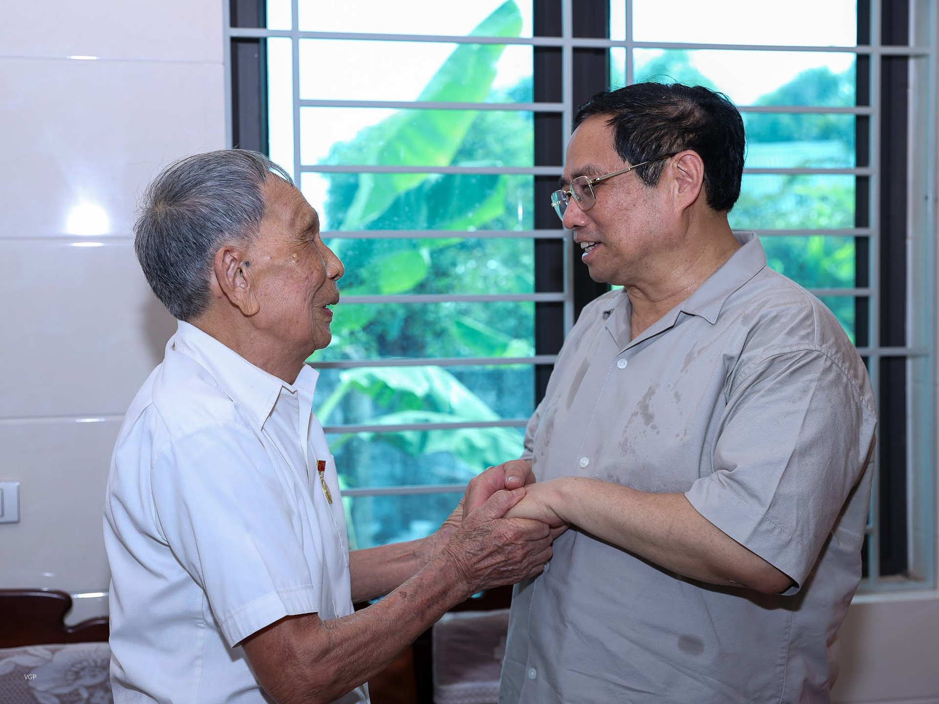 Thủ tướng Phạm Minh Chính dâng hương tại khu di tích Ngã ba Đồng Lộc - Ảnh 12.