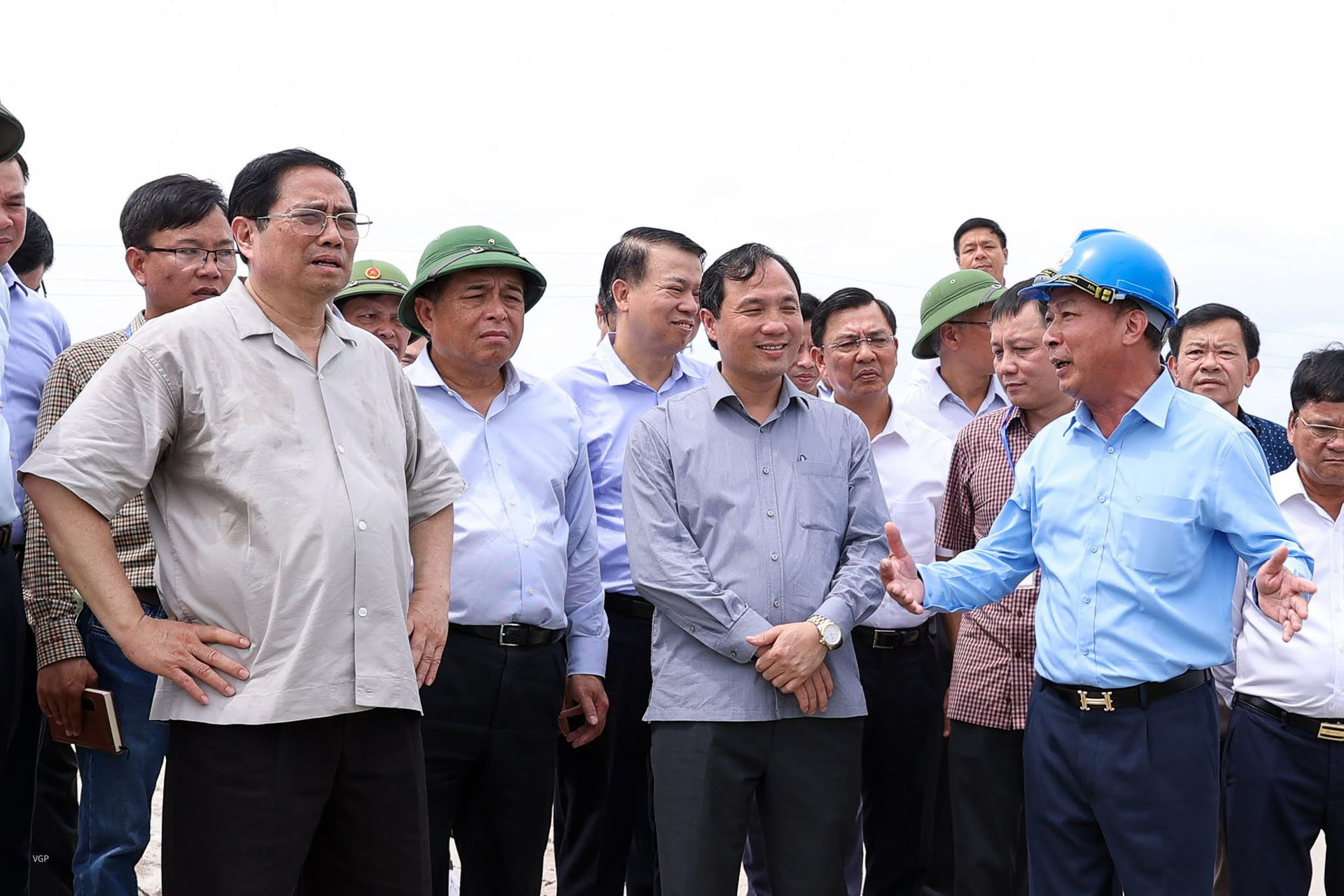 Thủ tướng khảo sát dự án mỏ sắt tạm dừng hơn 10 năm tại Hà Tĩnh - Ảnh 3.