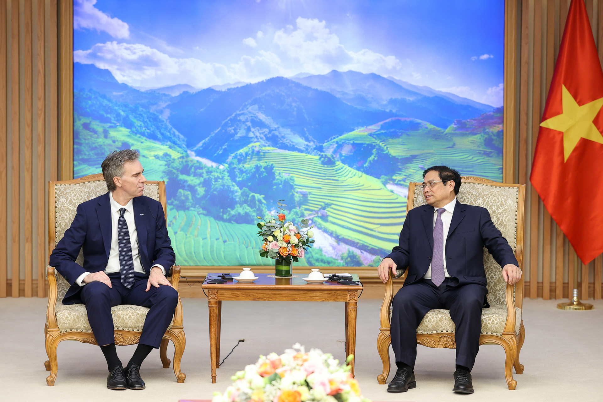 Thủ tướng Phạm Minh Chính tiếp Phó Chủ tịch Tập đoàn AES (Hoa Kỳ) - Ảnh 2.