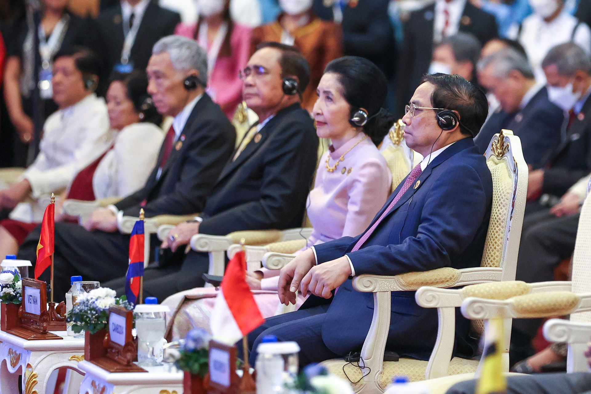 Thủ tướng Phạm Minh Chính tham dự lễ khai mạc chính thức Hội nghị Cấp cao ASEAN - Ảnh 3.