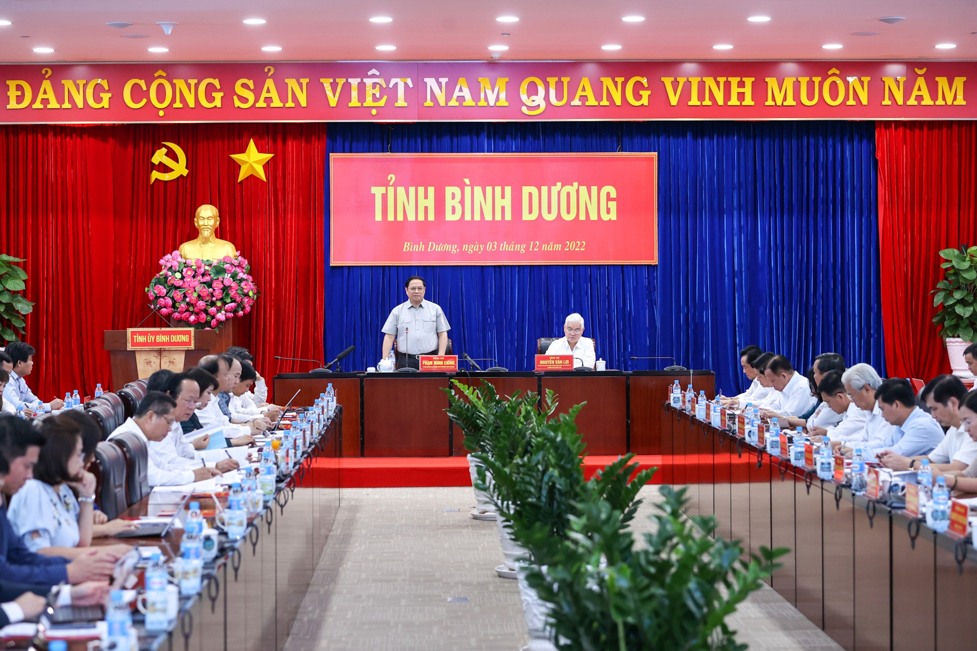 Thủ tướng Phạm Minh Chính làm việc với Ban Thường vụ Tỉnh ủy Bình Dương - Ảnh 4.