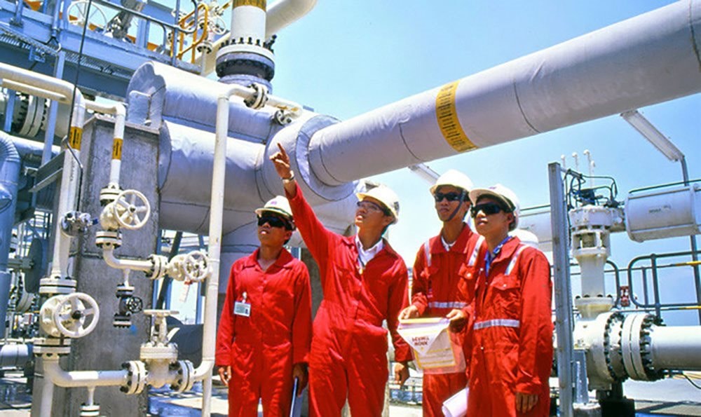 pv-gas-da-cung-cap-ra-thi-truong-1.483-ngan-tan-lpg.jpg