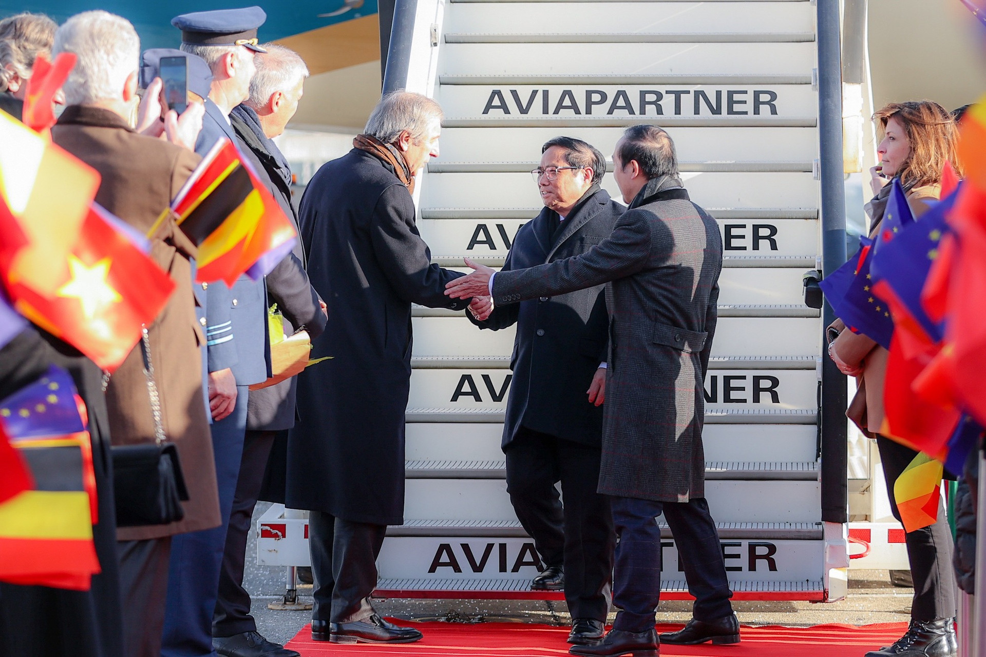 Thủ tướng bắt đầu chuyến thăm chính thức Vương quốc Bỉ và tham dự Hội nghị cấp cao ASEAN-EU - Ảnh 2.
