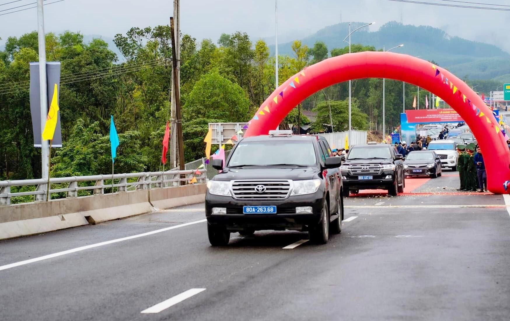 Chính thức thông xe tuyến cao tốc hơn 7.600 tỷ đồng nối Quảng Trị và Thừa Thiên – Huế