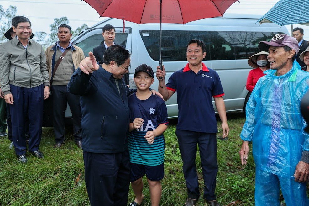 Thủ tướng khảo sát một số công trình, dự án, khu vực quy hoạch trọng điểm tại Phú Yên - Ảnh 7.