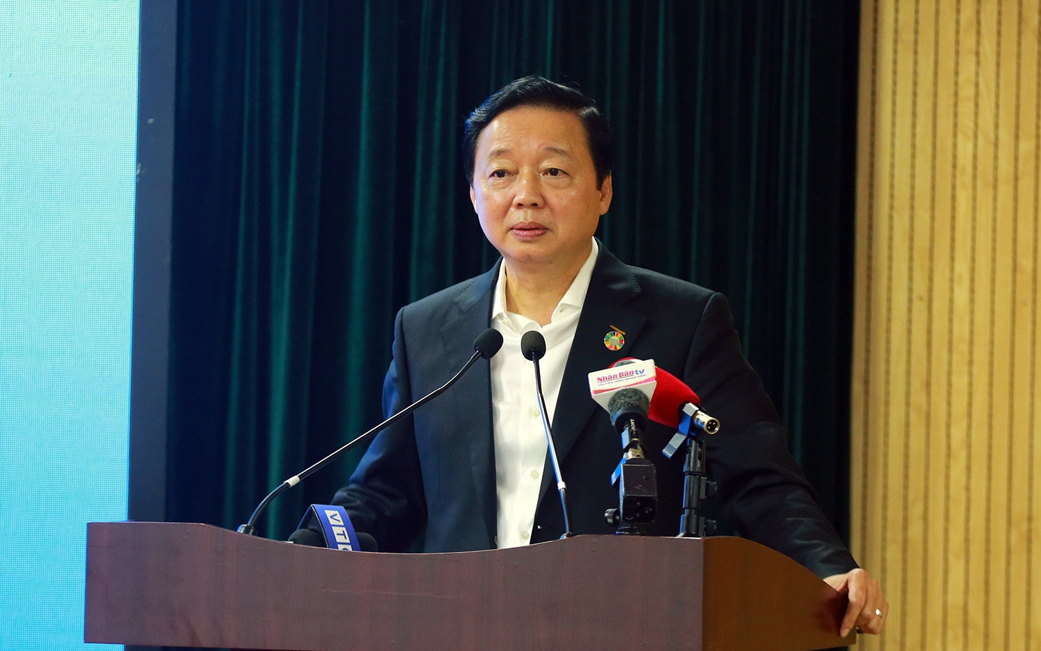 Phó Thủ tướng Trần Hồng Hà: 'Không đi theo xu thế, chúng ta sẽ tụt lại!'