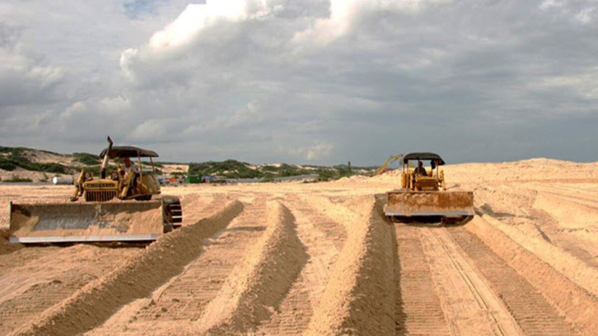 Báo cáo tình trạng thiếu cát ở miền Trung và Tây Nam Bộ - Ảnh 1.