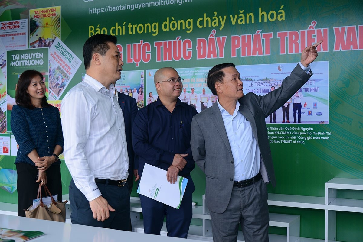 Tạo điều kiện thuận lợi nhất để các đơn vị chuẩn bị gian trưng bày tại Hội báo Toàn quốc 2023