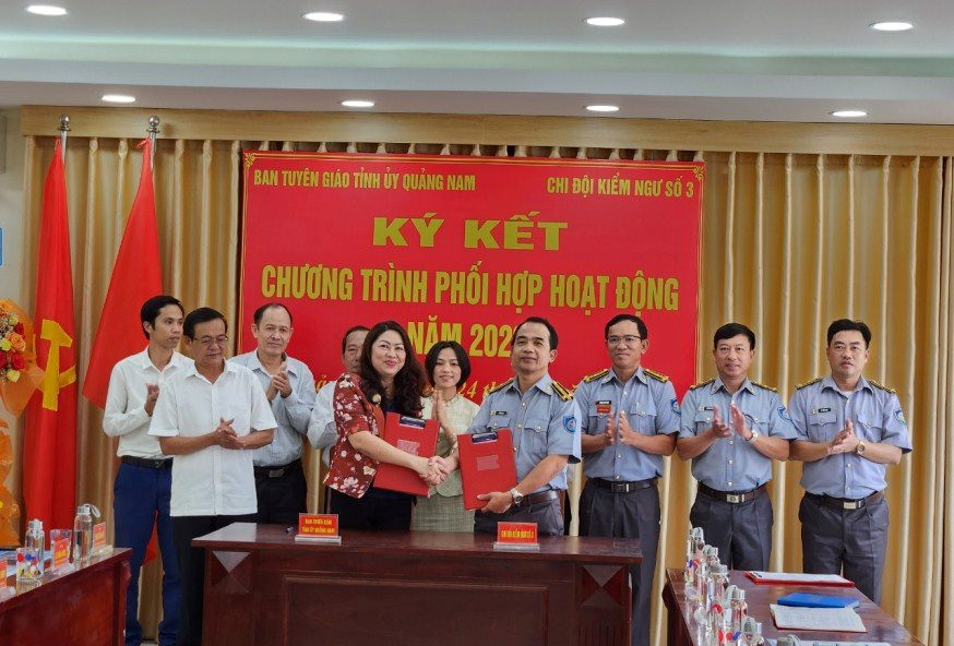 Ban Tuyên giáo Tỉnh uỷ Quảng Nam và Chi đội Kiểm ngư số 3 ký kết Chương trình phối hợp hoạt động năm 2023