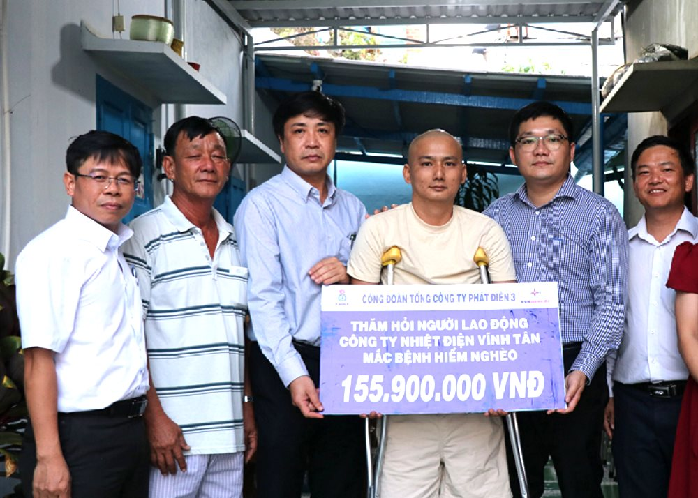Công đoàn EVNGENCO3 hỗ trợ hơn 155 triệu đồng cho lao động gặp khó khăn, bệnh tật