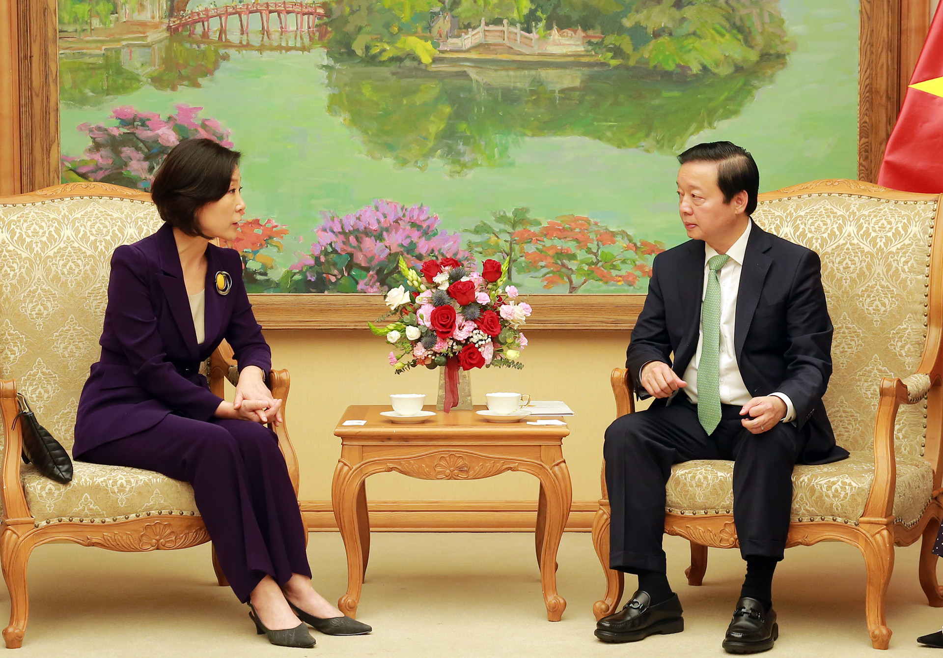 Phó Thủ tướng Trần Hồng Hà tiếp Đại sứ Hàn Quốc tại Việt Nam - Ảnh 1.