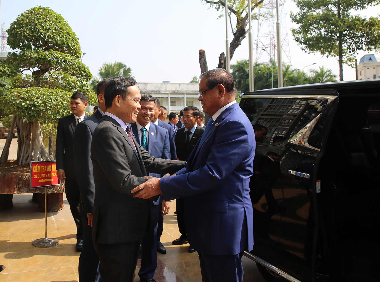 Việt Nam, Campuchia tổ chức Hội nghị hợp tác, phát triển các tỉnh biên giới - Ảnh 1.