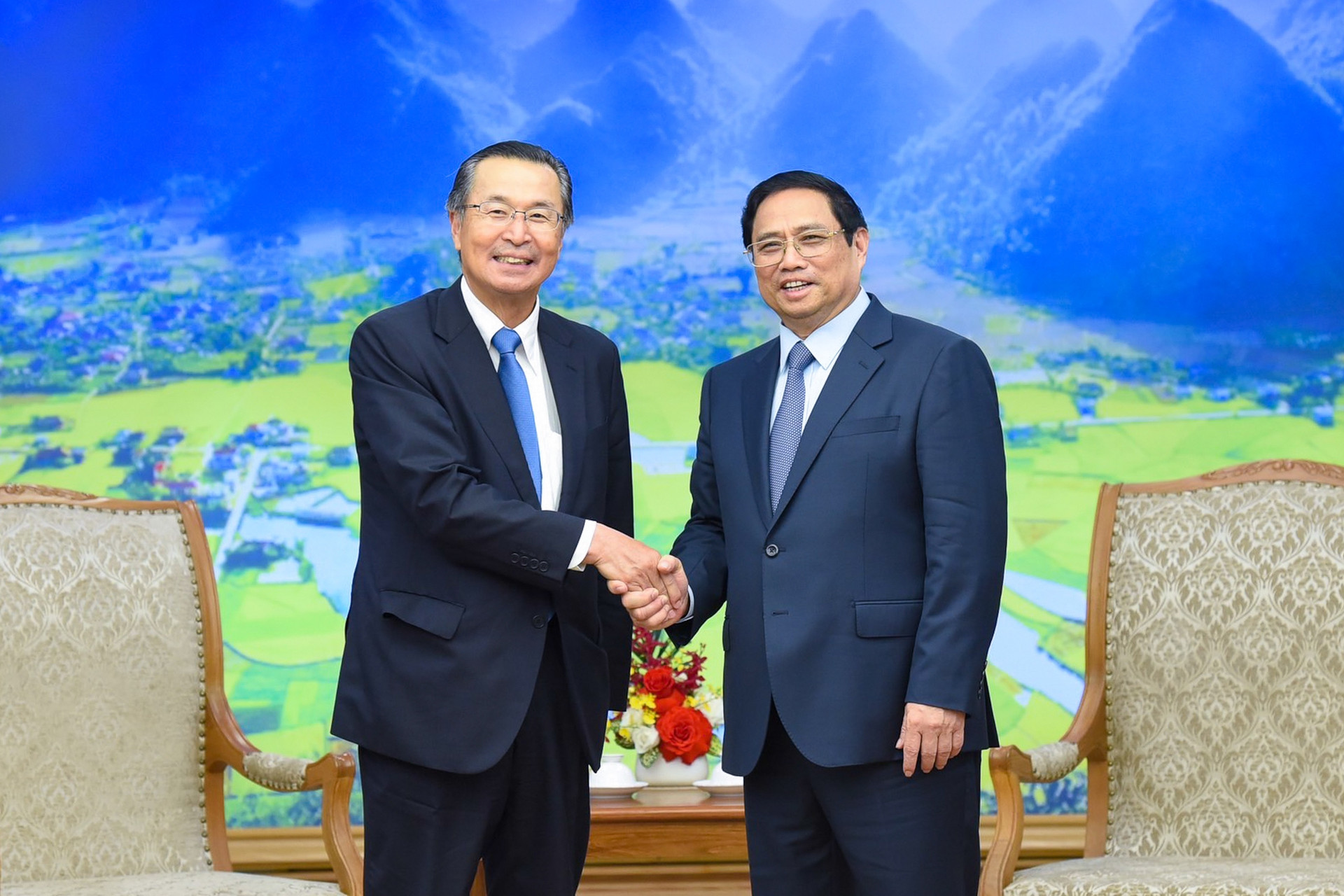 Chủ tịch JETRO: 2 văn phòng JETRO tại Việt Nam 'đang bận rộn nhất thế giới' - Ảnh 1.