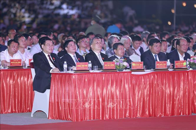 Chủ tịch Quốc hội Vương Đình Huệ dự Lễ khai mạc Tuần Văn hóa - Du lịch Hà Nam 2023