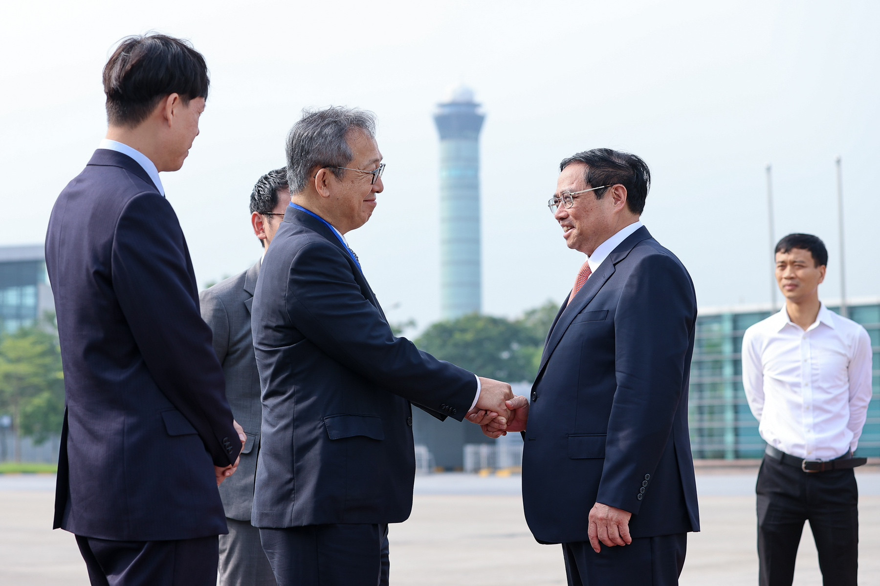 Thủ tướng Phạm Minh Chính dự Hội nghị Thượng đỉnh G7 mở rộng: Coi trọng vai trò, vị thế của Việt Nam - Ảnh 1.