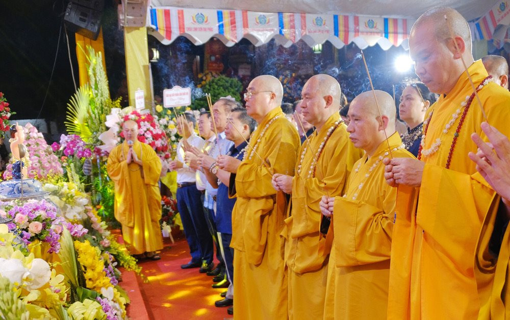 Chùa Linh Sơn Đại Phúc tổ chức kính mừng Đại lễ Phật đản