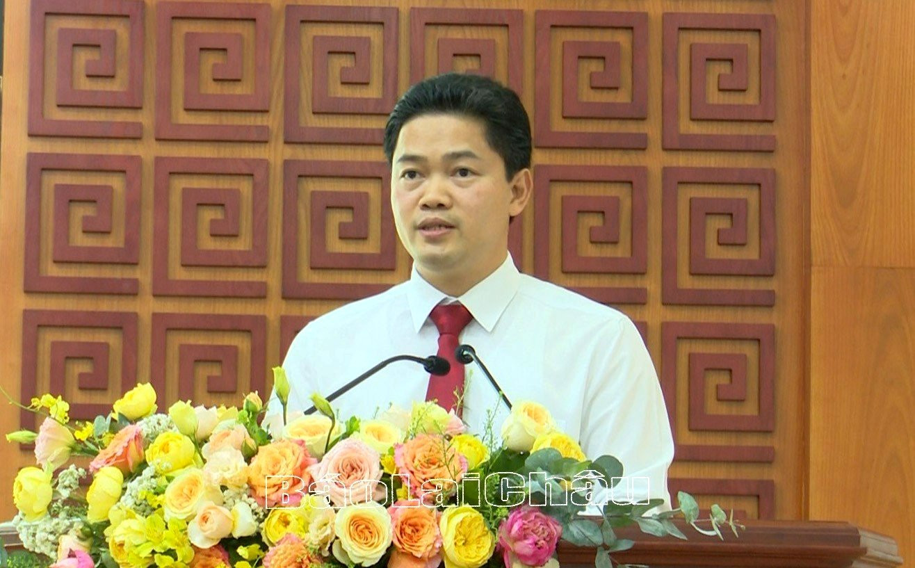Đồng chí Vũ Mạnh Hà - tân Phó Bí thư Tỉnh ủy Lai Châu phát biểu nhận nhiệm vụ mới.