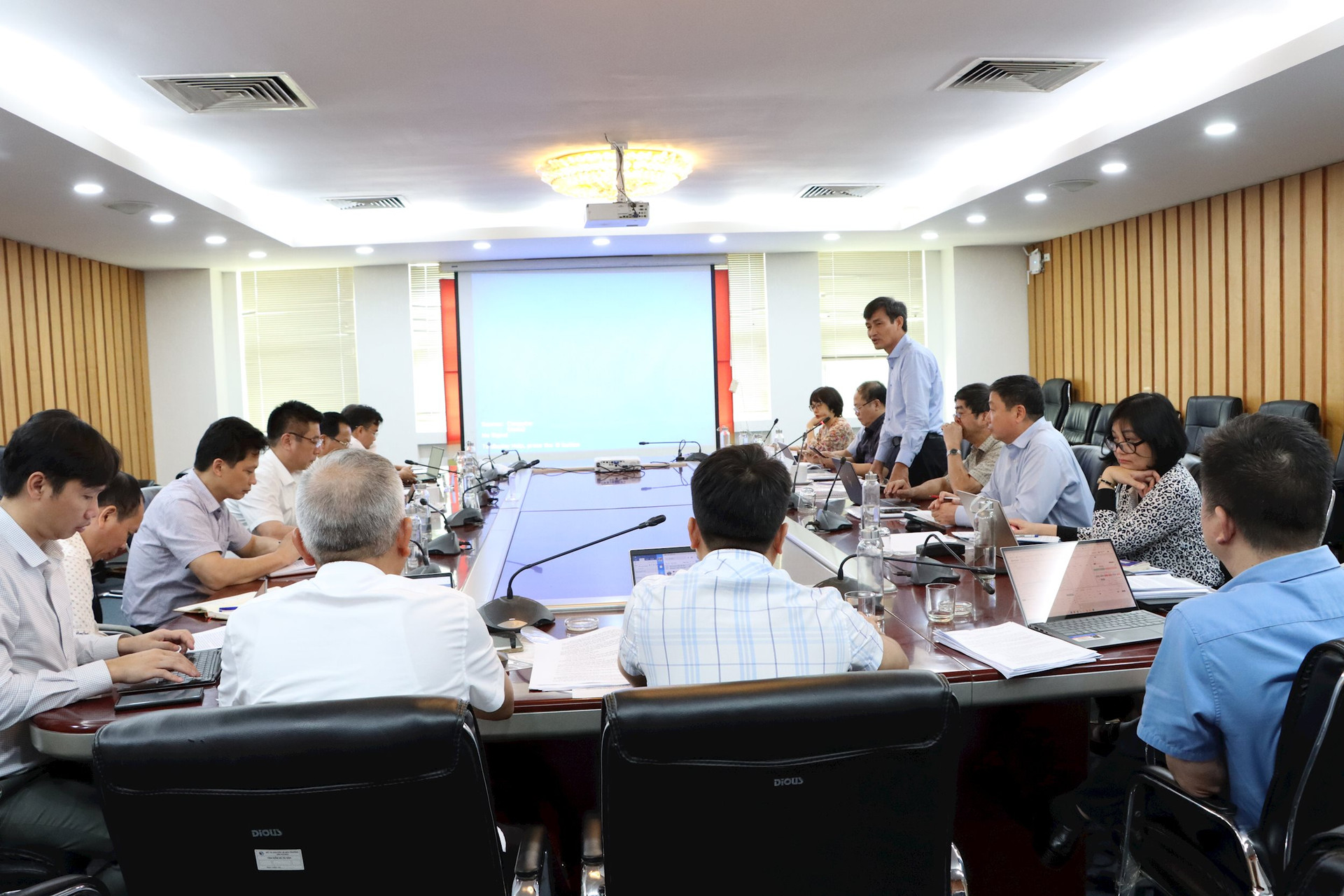 Bộ TN&MT làm việc với UBND tỉnh Lào Cai về gỡ vướng quản lý, khai thác khoáng sản