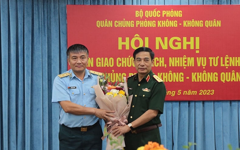 Tân Tư lệnh Quân chủng Phòng không - Không quân được thăng hàm Trung tướng