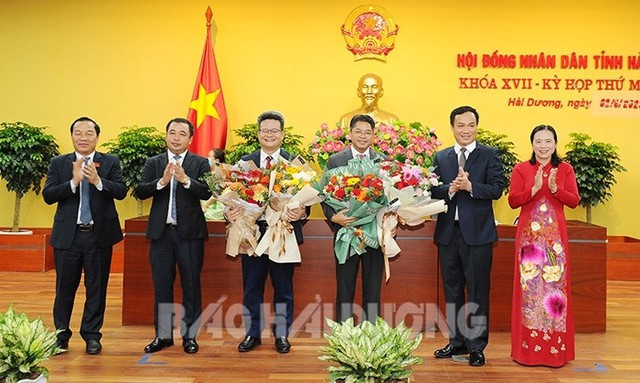 Phó Bí thư Thường trực được bầu giữ chức Chủ tịch HĐND tỉnh - Ảnh 2.