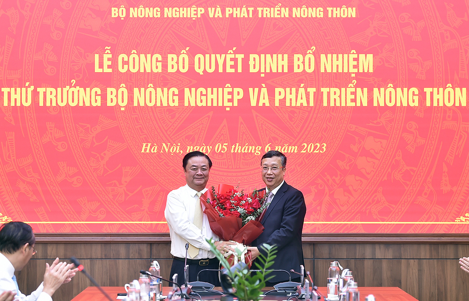 Phó Thủ tướng Trần Lưu Quang trao Quyết định bổ nhiệm Thứ trưởng Bộ NN&PTNT - Ảnh 2.