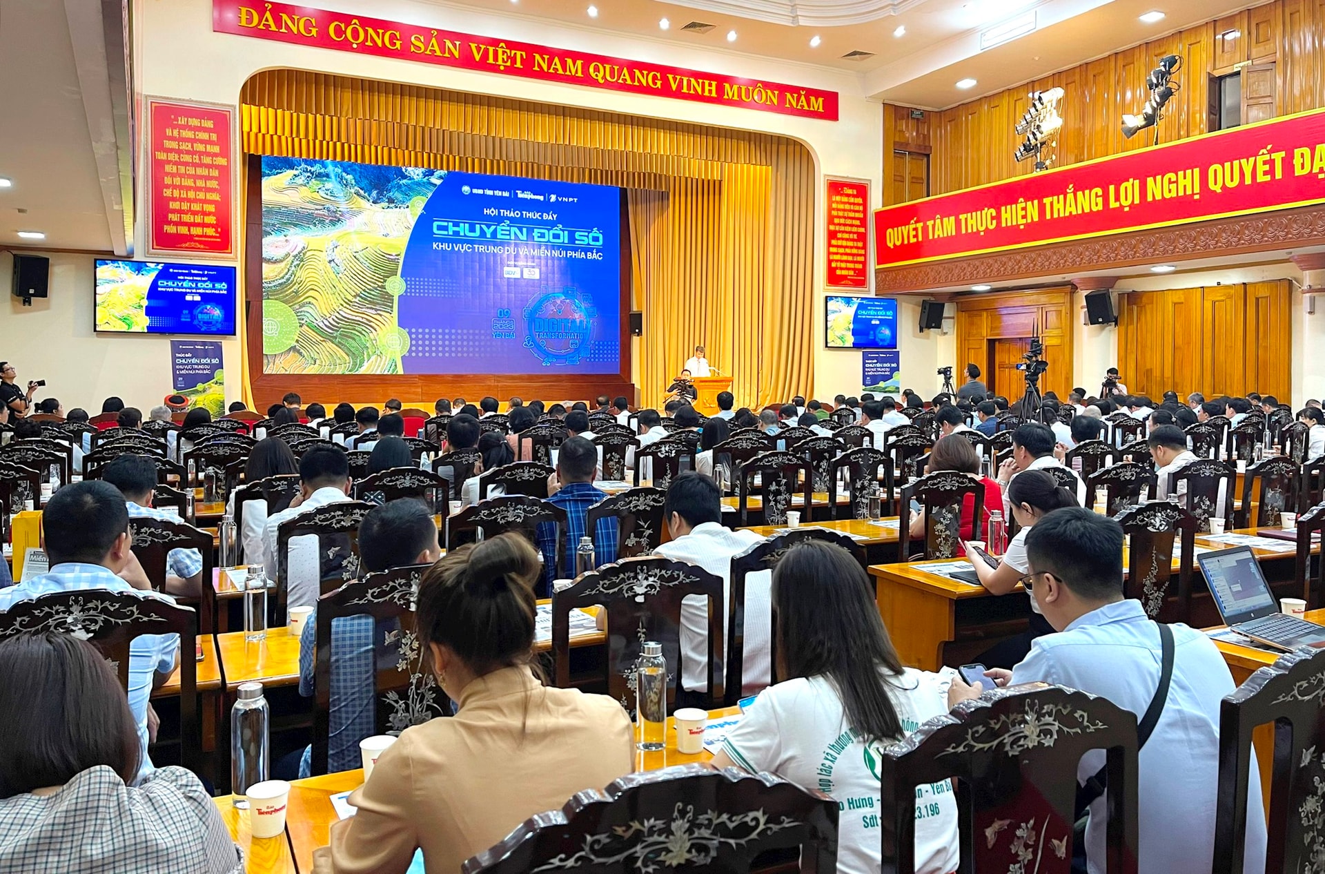 Thúc đẩy Chuyển đổi số khu vực trung du và miền núi phía Bắc