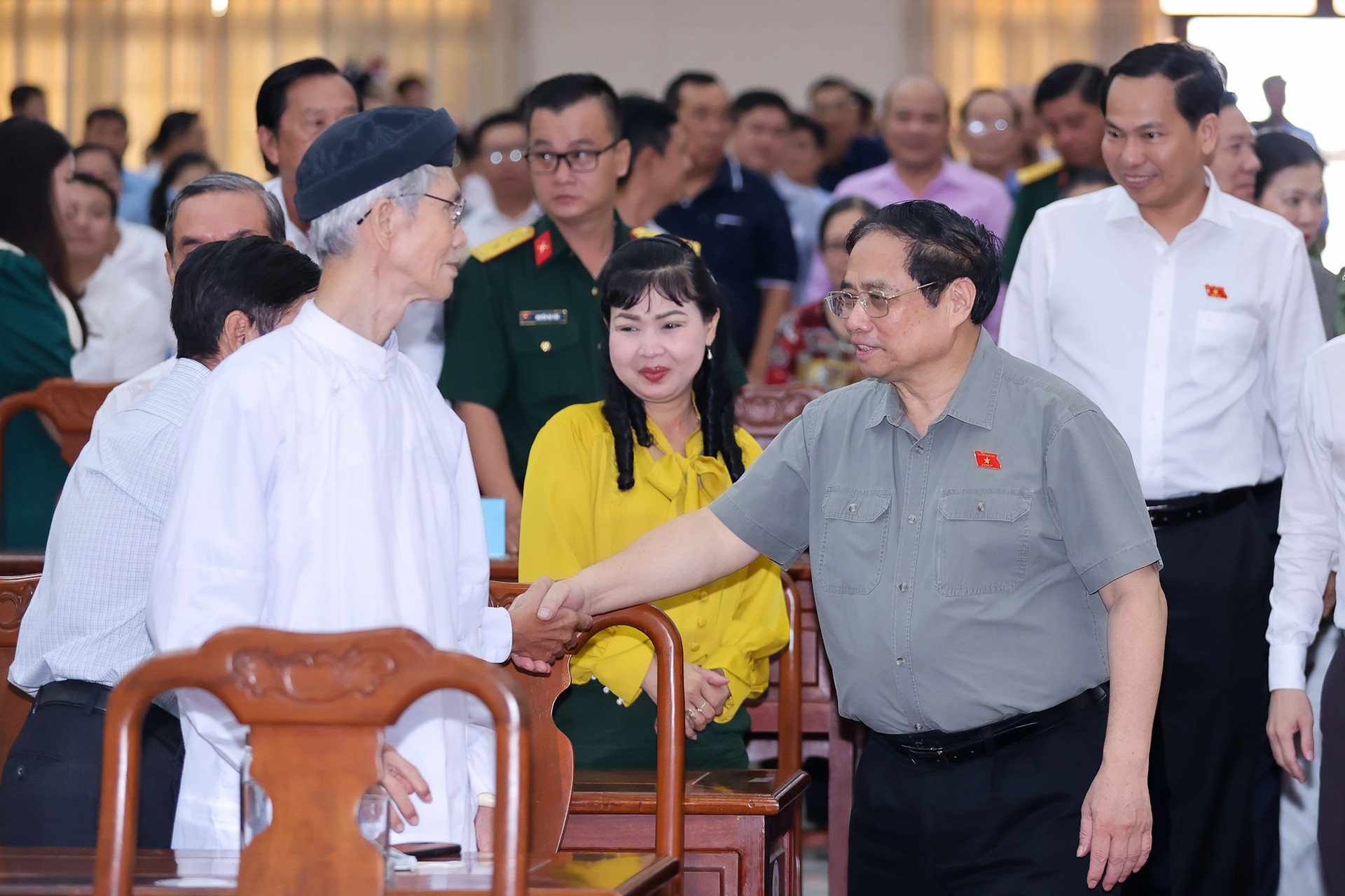 Thủ tướng Phạm Minh Chính tiếp xúc cử tri Cần Thơ - Ảnh 2.