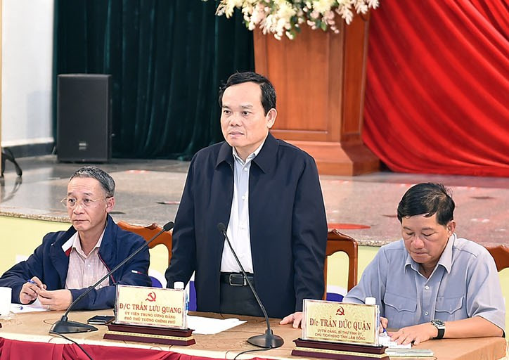 Phó Thủ tướng Trần Lưu Quang đến hiện trường kiểm tra, chỉ đạo khắc phục hậu quả vụ sạt lở nghiêm trọng tại Lâm Đồng - Ảnh 5.