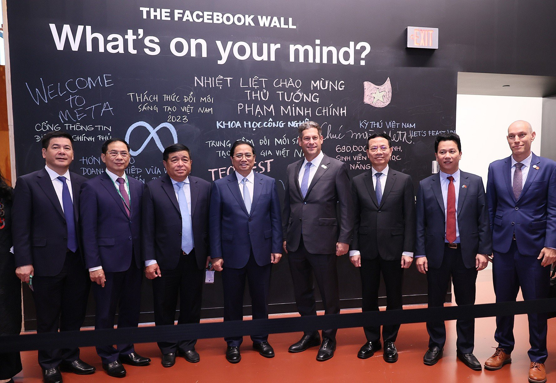 Thủ tướng Phạm Minh Chính làm việc với Tập đoàn công nghệ sở hữu Facebook - Ảnh 2.