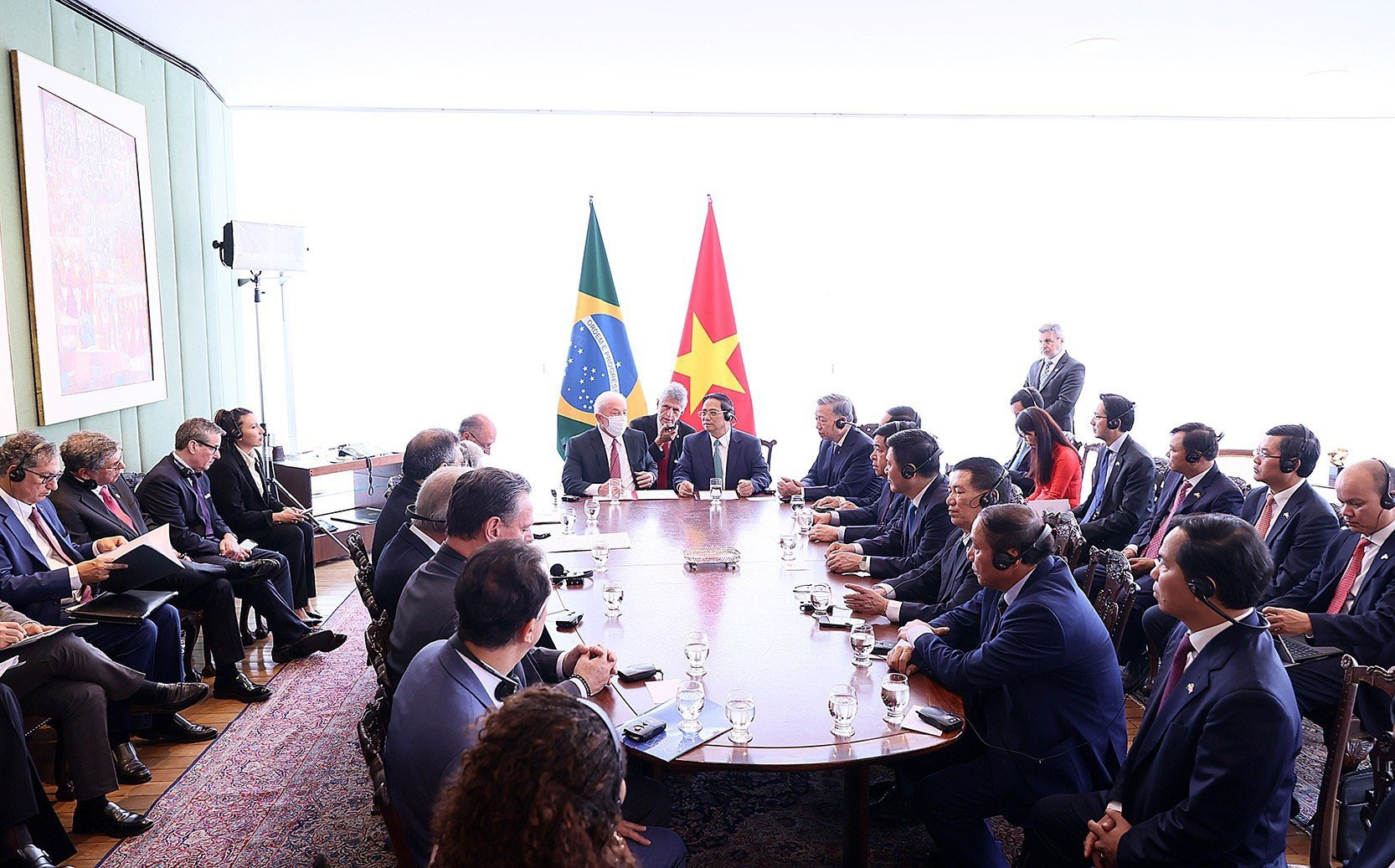 Thủ tướng Phạm Minh Chính hội đàm với Tổng thống Brazil Luiz Inacio Lula da Silva - Ảnh 5.