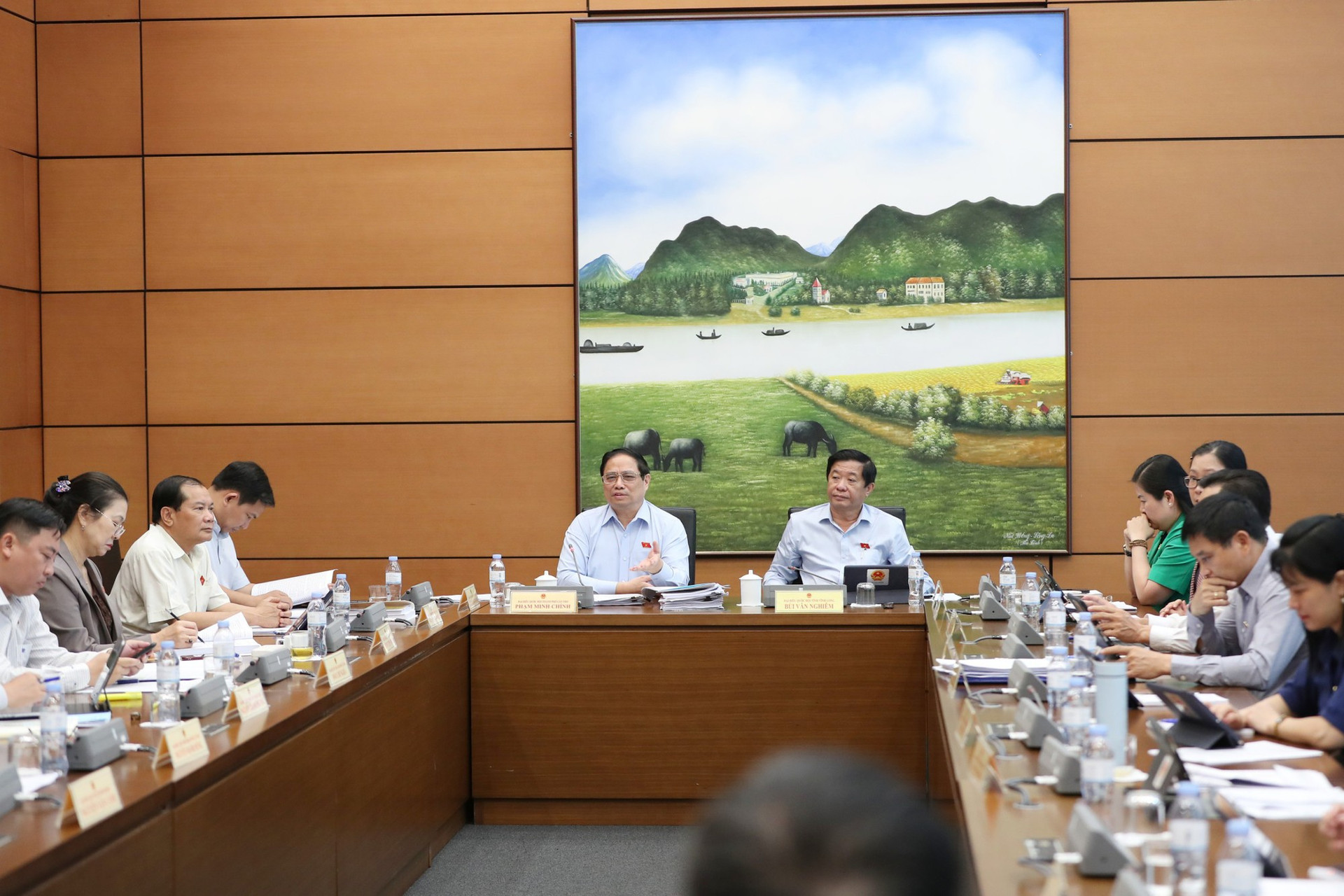 Thủ tướng Phạm Minh Chính: Phải có các dự án lớn, xoay chuyển tình thế cho khu vực ĐBSCL - Ảnh 2.