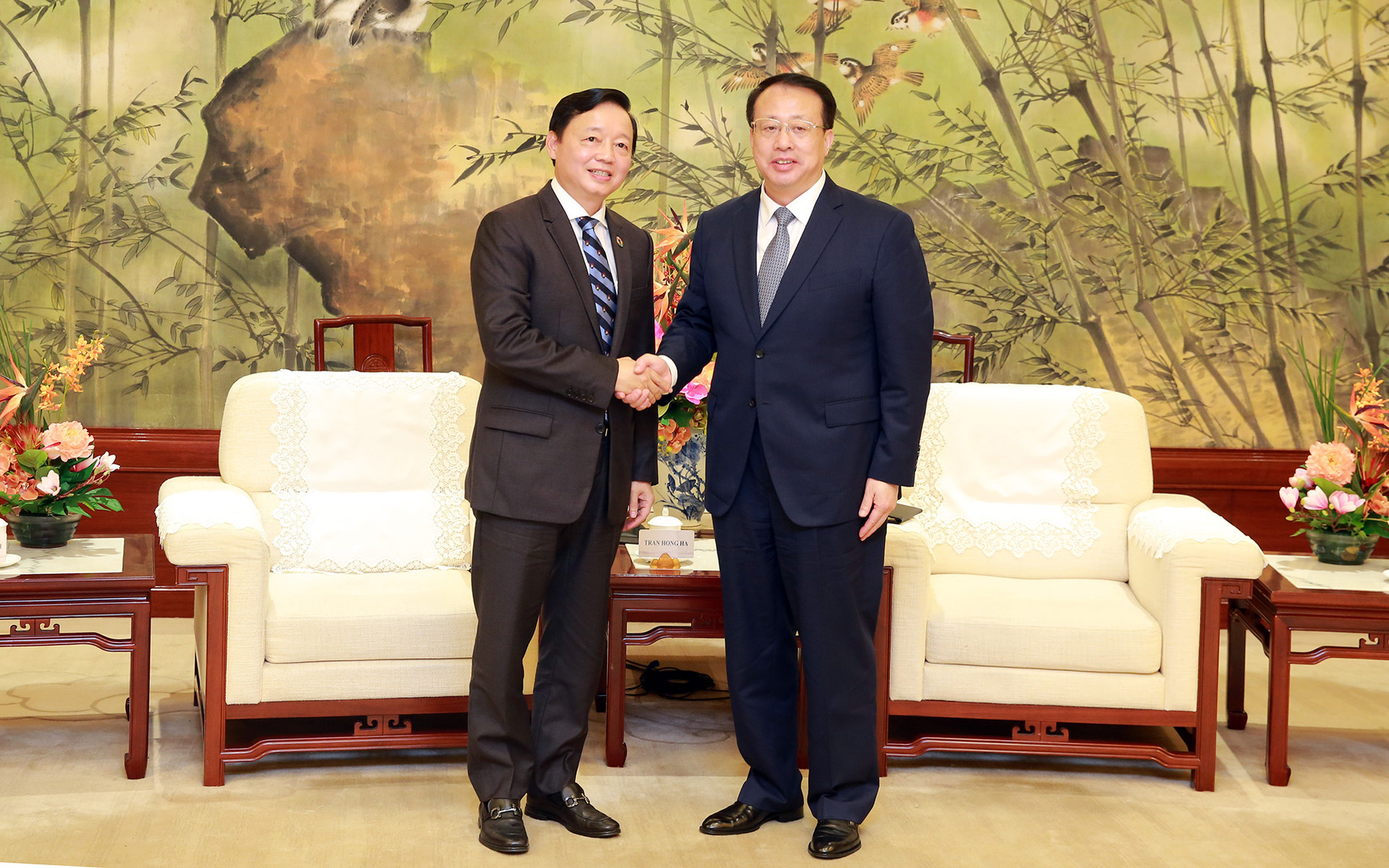 Tăng cường quan hệ hợp tác hữu nghị giữa các địa phương của Việt Nam và Trung Quốc - Ảnh 1.