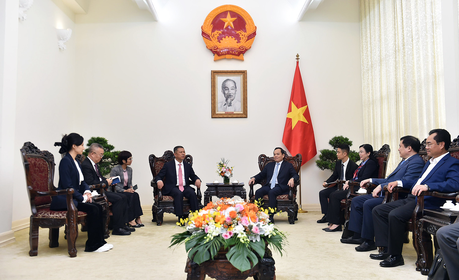 Phó Thủ tướng Trần Lưu Quang tiếp Chủ tịch Tập đoàn Trina Solar - Ảnh 2.