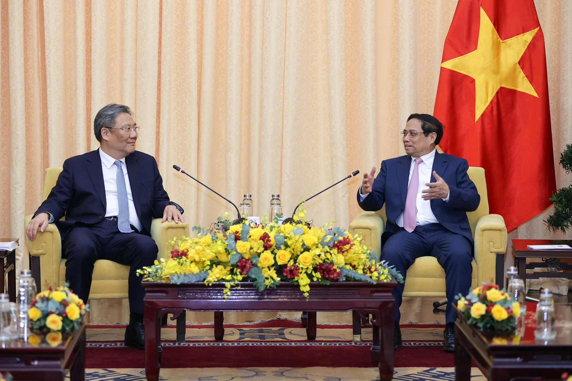 Thủ tướng Phạm Minh Chính tiếp Bộ trưởng Bộ Thương mại Trung Quốc- Ảnh 2.
