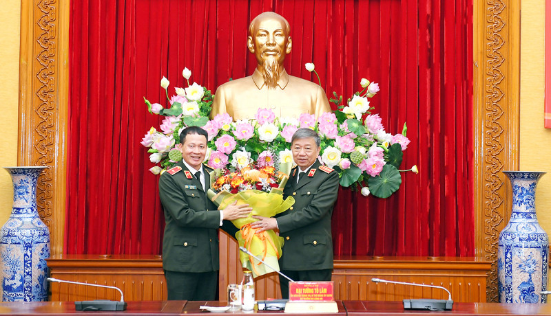 Ban Bí thư điều động Thiếu tướng Vũ Hồng Văn đến công tác tại Cơ quan UBKT Trung ương- Ảnh 3.