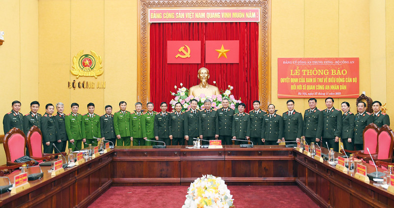 Ban Bí thư điều động Thiếu tướng Vũ Hồng Văn đến công tác tại Cơ quan UBKT Trung ương- Ảnh 5.