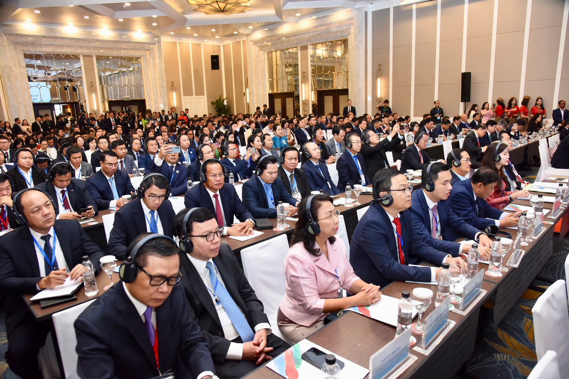 Truyền cảm hứng, tạo động lực mới cho các nhà đầu tư Việt Nam và Campuchia- Ảnh 8.