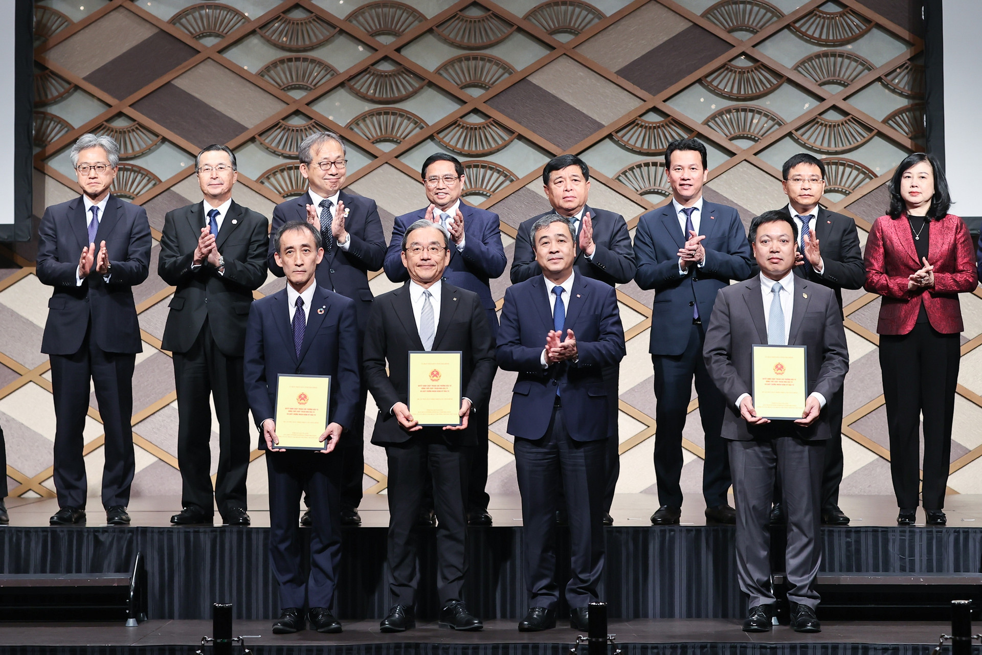 Các đối tác Việt Nam - Nhật Bản trao 30 thỏa thuận hợp tác- Ảnh 1.